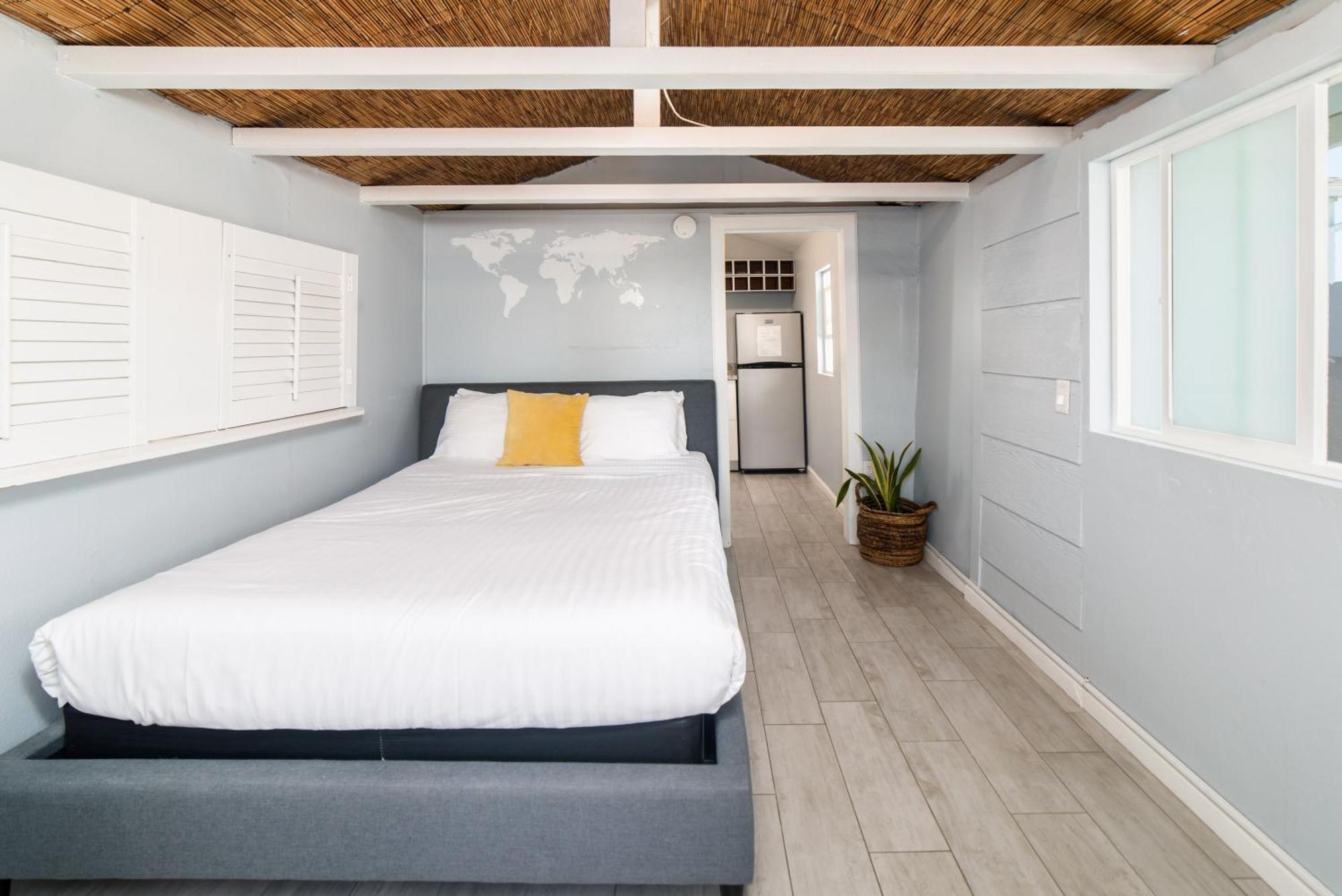Pacific Bungalow In Oceanside With Backyard & Tiny House 外观 照片